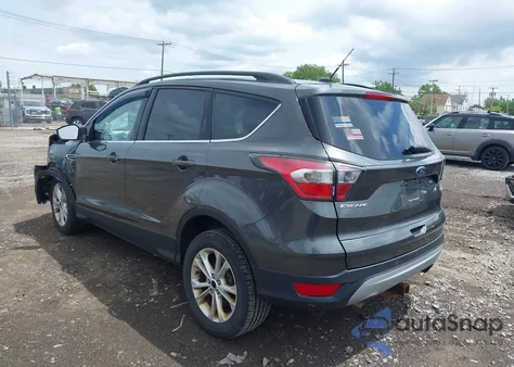 2017 Ford Escape Se z USA, uszkodzony, nr VIN 1FMCU9GD9HUA11335